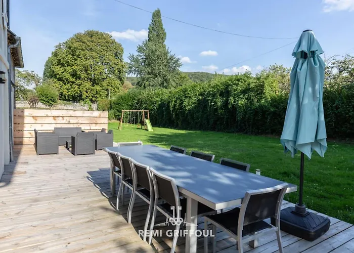 Dom wakacyjny La Maison Joselise 4 Family & Countryside 10 Guests Pennedepie